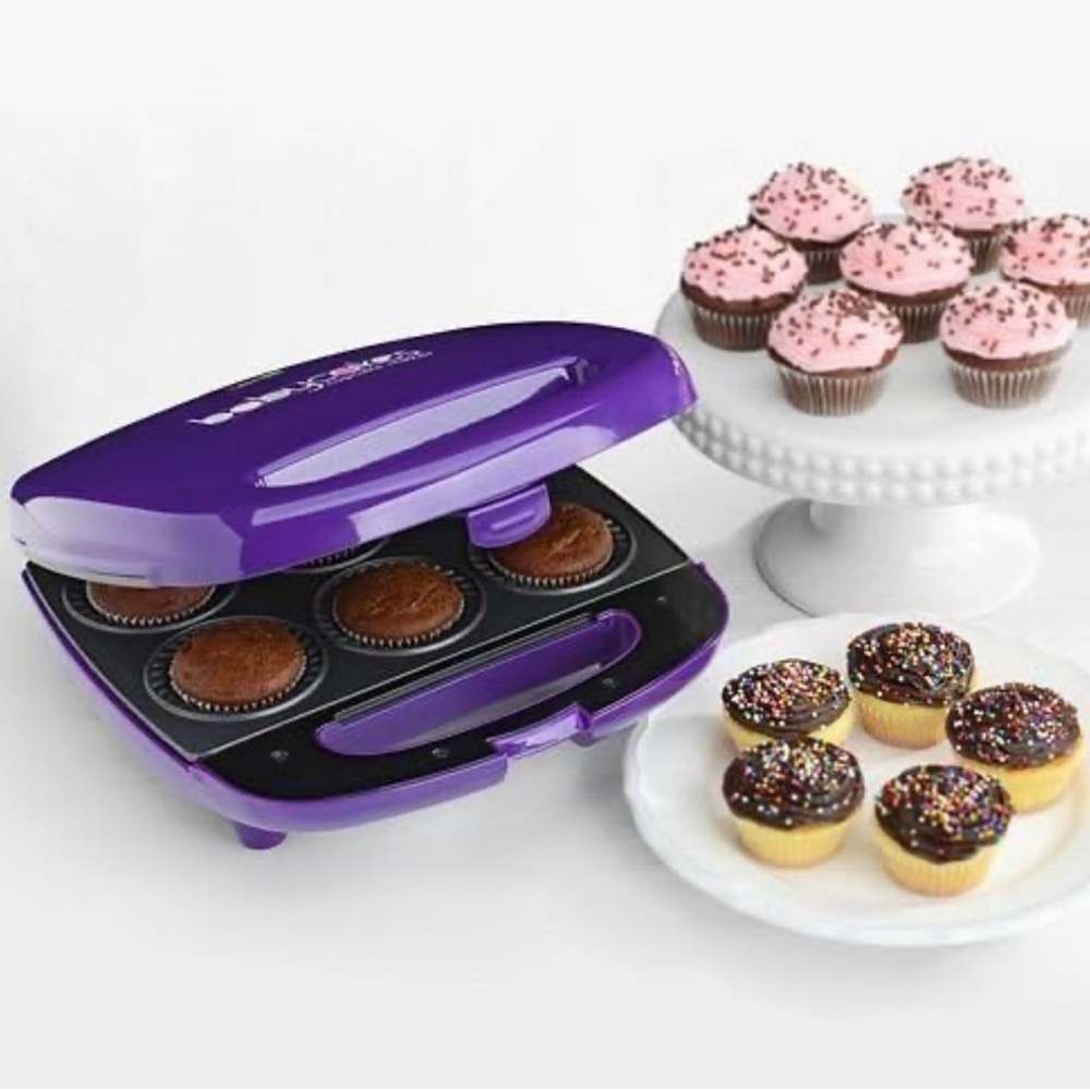 Babycakes Cupcake Maker (Purple) Used Once!
